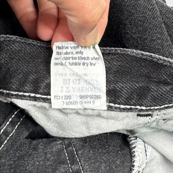 Vintage Wrangler For Women Black Denim Shorts Size 12 Average Waist 28 - Picture 8 of 8